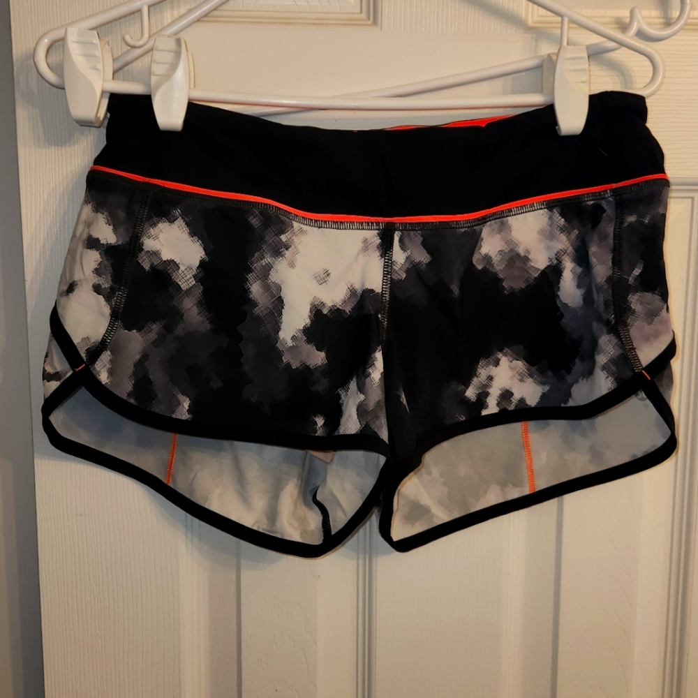 (6) Lululemon speed shorts black and white blooming Pixie